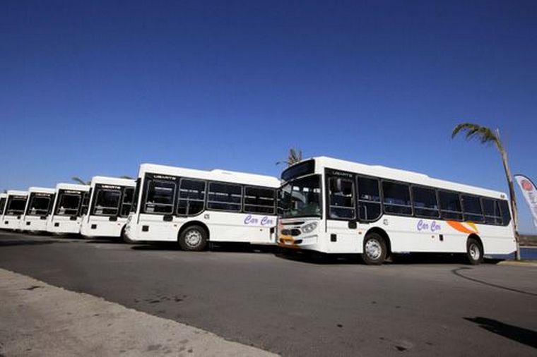 FOTO: Carlos Paz tiene nuevo sistema de transporte urbano: 14 unidades cero kilómetro