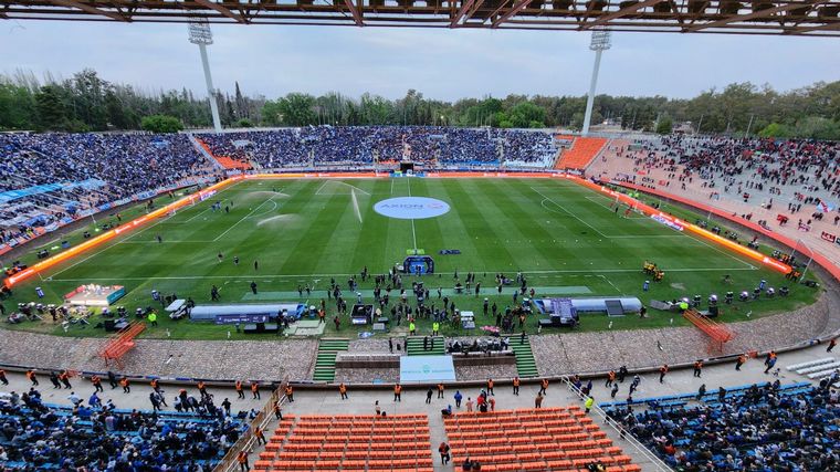 El Malvinas Argentinas, la posible sede del partido de 16avos de final.