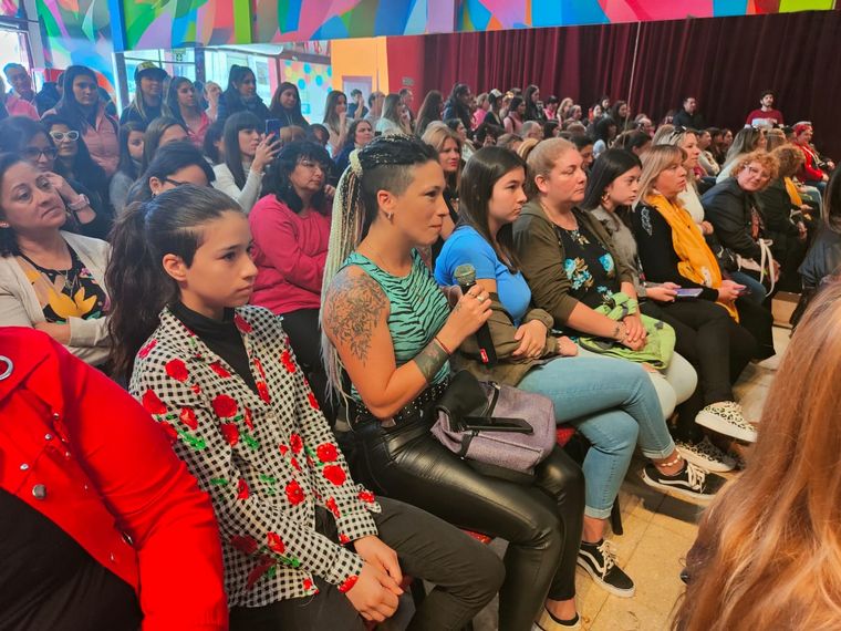 En la Academia del Broadway fans de Axel en otro ciclo de “Entrevistas Cantadas”.