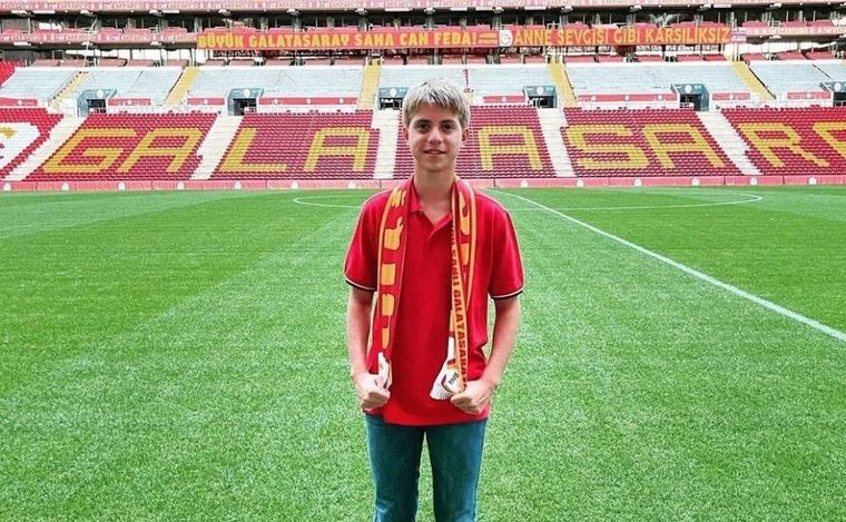 FOTO: Valentino López, hijo de Wanda y Maxi, jugará en el Galatasaray de Icardi.