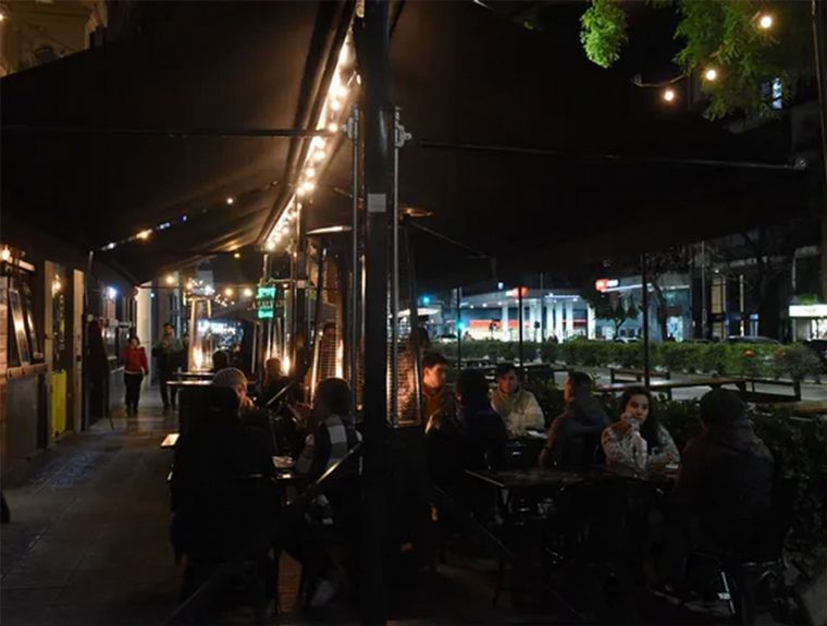 FOTO: Se debaten nuevamente posibles cambios a la normativa sobre nocturnidad en Rosario. 