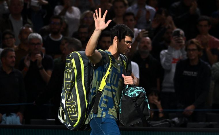 Carlos Alcaraz se desgarró y se perderá el Masters y las finales de la Davis.