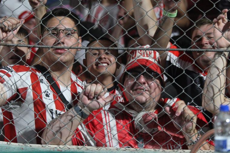 Instituto - Defensores de Belgrano 