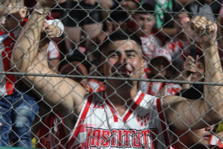 Instituto - Defensores de Belgrano 