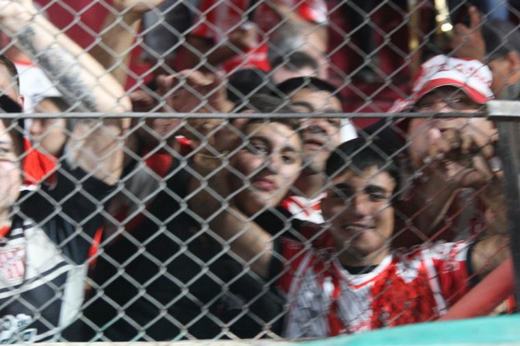 Instituto - Defensores de Belgrano 