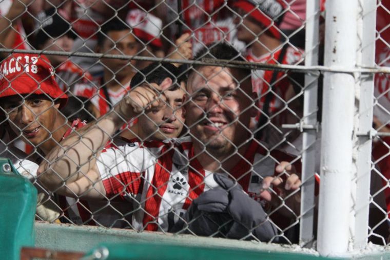 Instituto - Defensores de Belgrano 