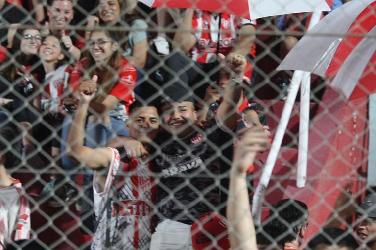 Instituto - Defensores de Belgrano 