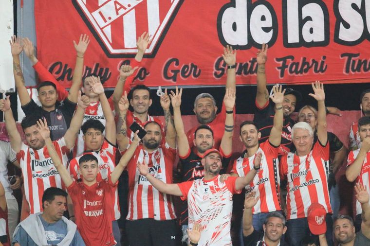 Instituto - Defensores de Belgrano 