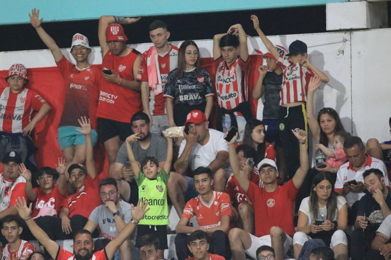 Instituto - Defensores de Belgrano 