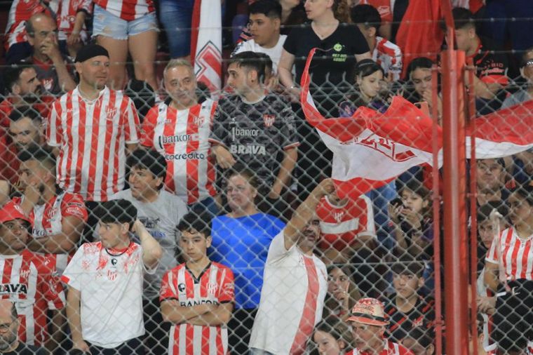 Instituto - Defensores de Belgrano 