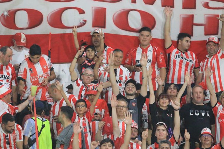 Instituto - Defensores de Belgrano 