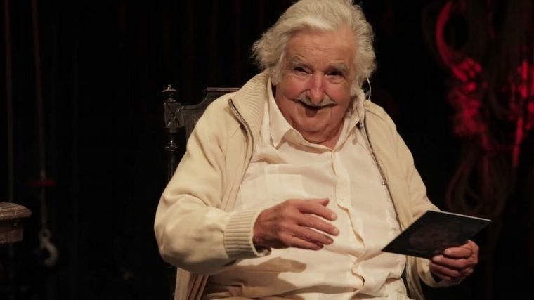 FOTO: Mujica consideró que Alberto Fernández podría postularse pero le resultaría difícil.