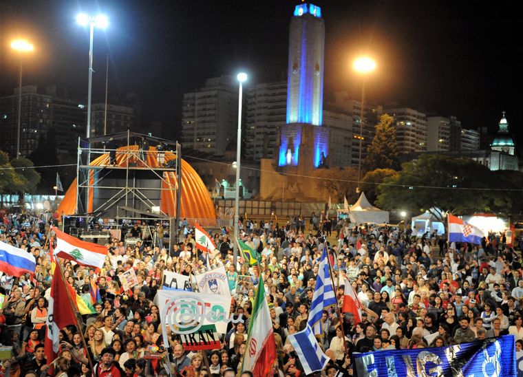 Habrá cuidacoches con tarifa fija en la Fiesta de las Colectividades.