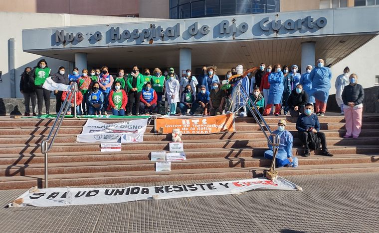 FOTO: Trabajadores del hospital de Río Cuarto buscan impulsar un "Cordobazo" en salud
