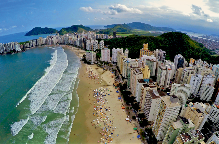 FOTO: Las playas de Florianópolis son de las más elegidas por los argentinos. 