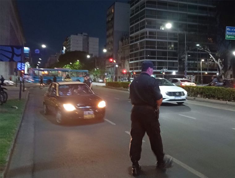 Rosario: taxistas afirman que bajaron los delitos tras reuniones con funcionarios.
