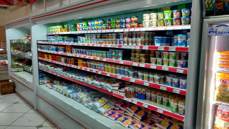 FOTO: El Gobierno intenta cerrar acuerdos "inviables" con las alimenticias