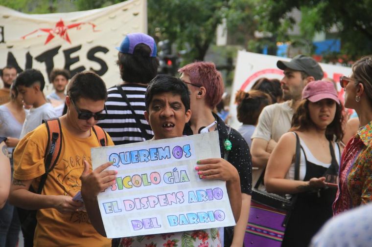 FOTO: Marcha en Córdoba: exigieron la implementación de ley de presupuesto en salud mental