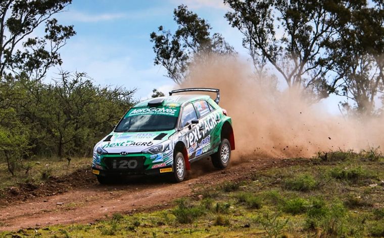 Mario Baldo/Hyundai es escolta de su hijo en la categoría mayor.