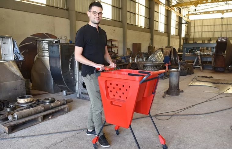 Tucumano diseñó un carro de compras para personas ciegas (Foto: La Gaceta)
