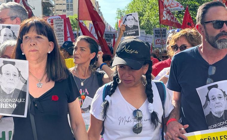 Tragedia de las Altas Cumbres: familiares exigen la renuncia de Oscar González.