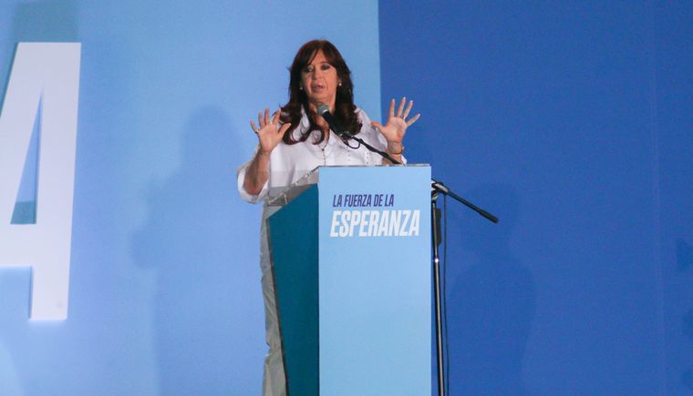 FOTO: Cristina Kirchner habló en tono electoral en La Plata.