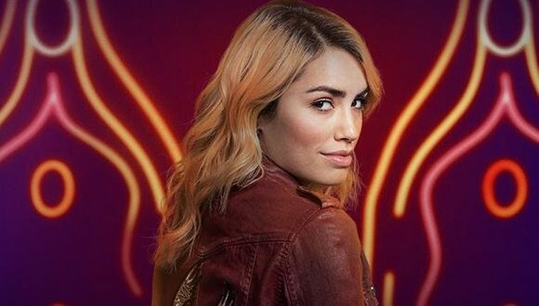 Lali interpreta a Tamara Tenembaun, una filósofa en viaje de auroconocimiento.