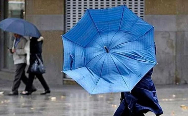 Cadena 3 Rosario brinda recomendaciones ante el alerta meteorológico para la ciudad.