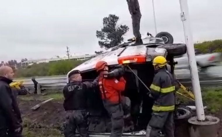 El Mini Bus del Servicio Penitenciario se dirigía con 6 empleados y sin presos. 