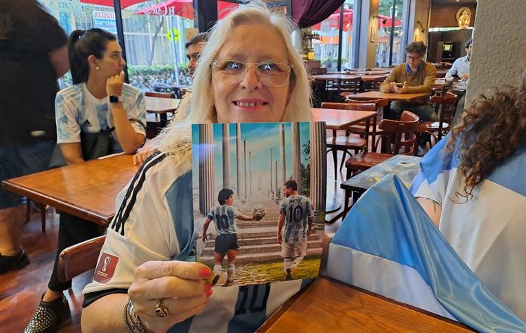 El color rosarino en el debut mundialista.