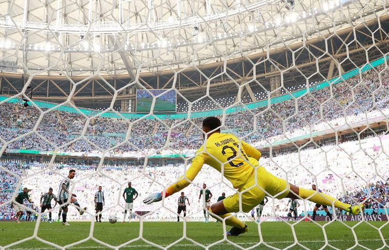 Messi anotó un gol de penal contra Arabia Saudita