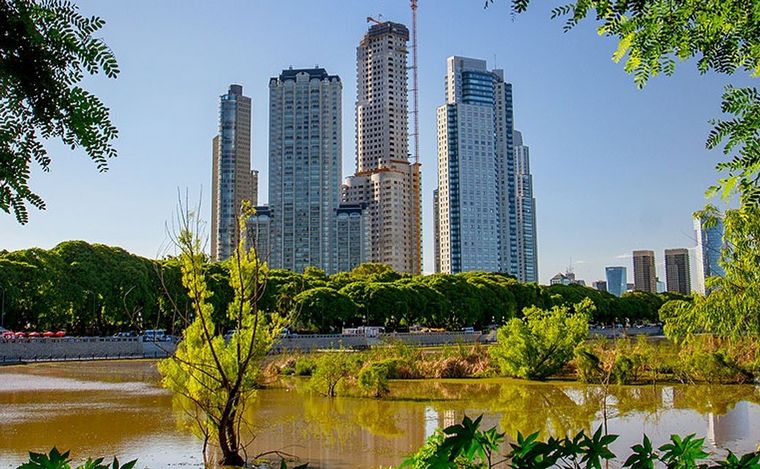 Tiene más de 350 hectáreas en las que se puede ver flora y fauna nativa.