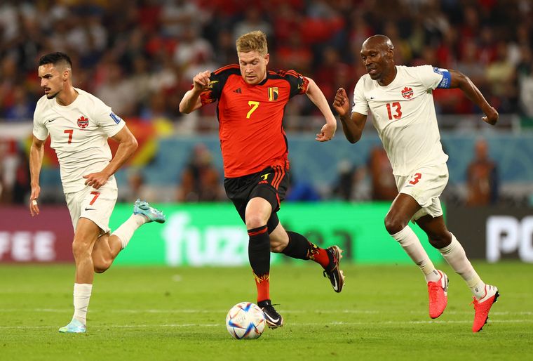 FOTO: Bélgica y Marruecos se enfrentan por el Grupo F del Mundial. (Foto: NA)