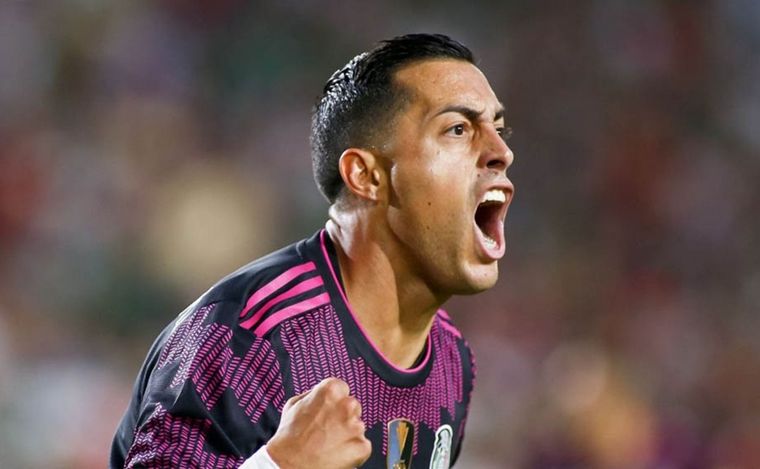Rogelio Funes Mori no sumó minutos en el empate con Polonia