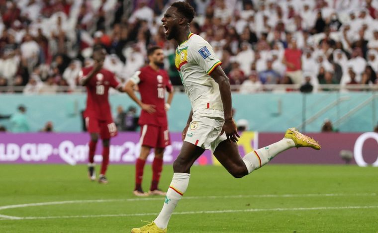 FOTO: Senegal supera al país anfitrión 