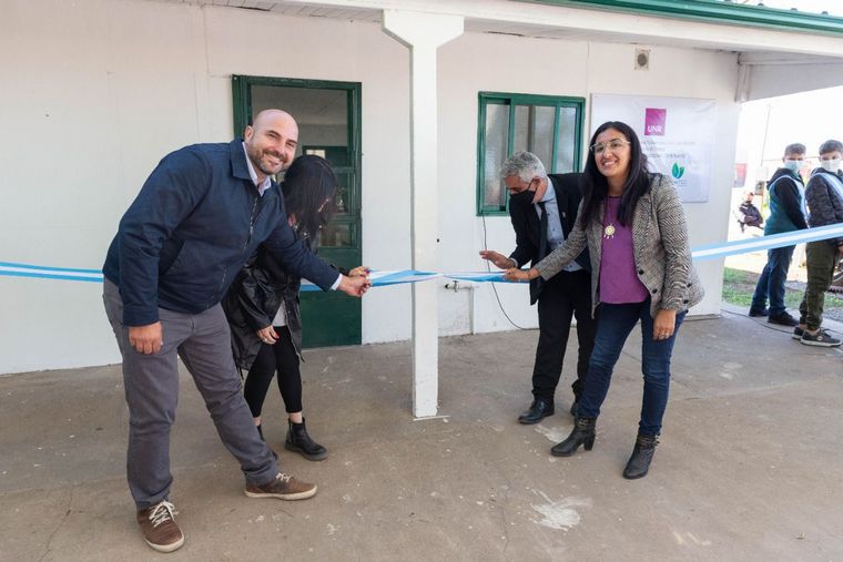 Corte de cintas. El proyecto arrancó este año, y va por más.