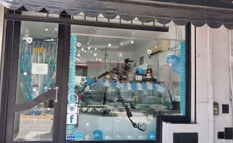 Promo mundial: una panadería de CABA regala medialunas si pierde Argentina.