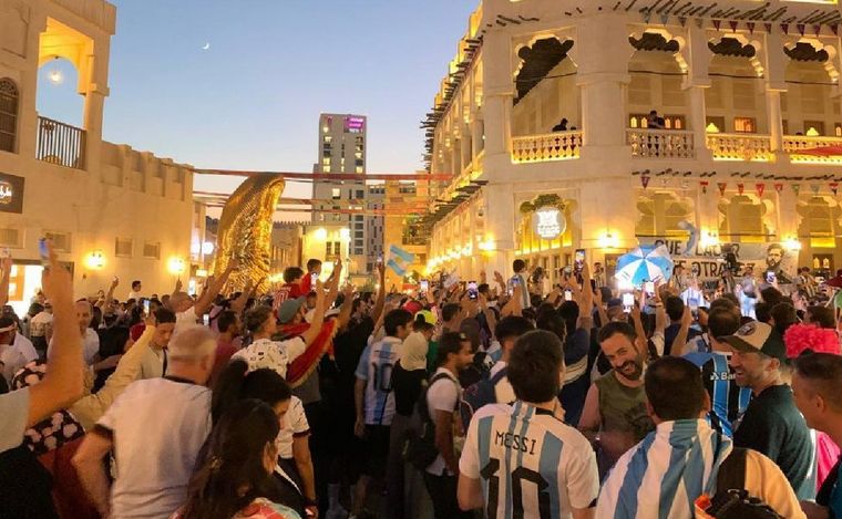 El color de la previa Argentina -México