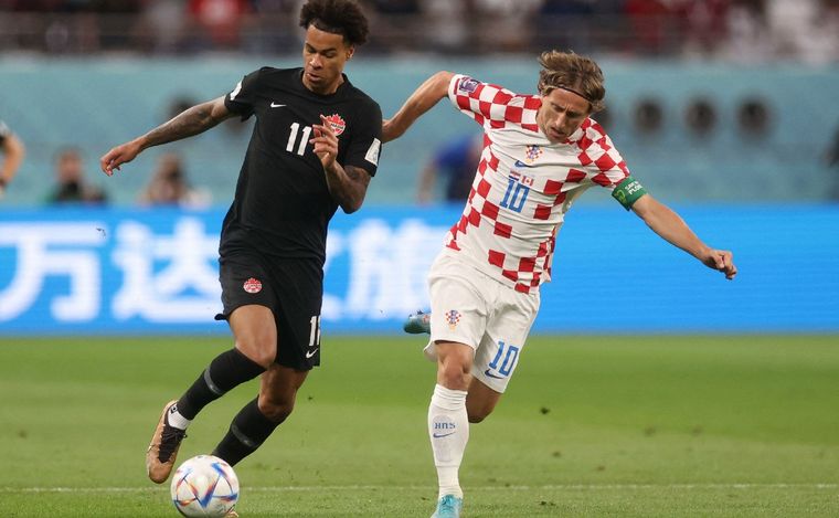 Las selecciones de Croacia y Canadá se enfrentan en un vibrante partido.