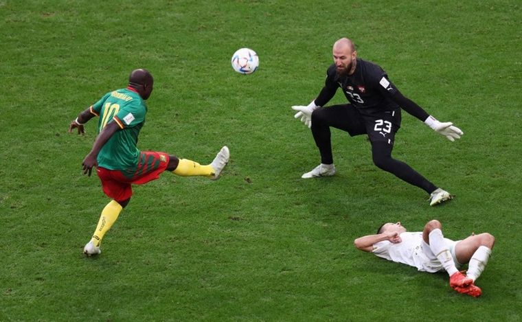 La definición del camerunés Aboubakar ¿el mejor gol de lo que va del Mundial?