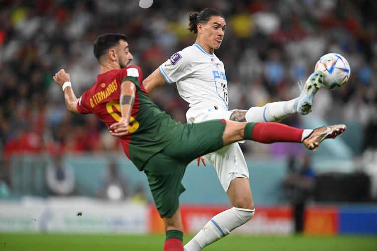 FOTO: Uruguay se mide con Portugal en el segundo partido de la fase de grupos.