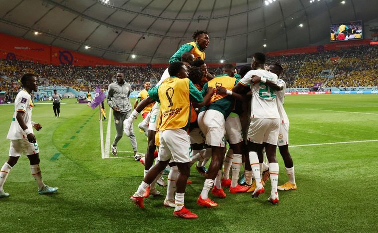 FOTO: Ecuador perdió con Senegal y se terminó el sueño de Alfaro en el Mundial.