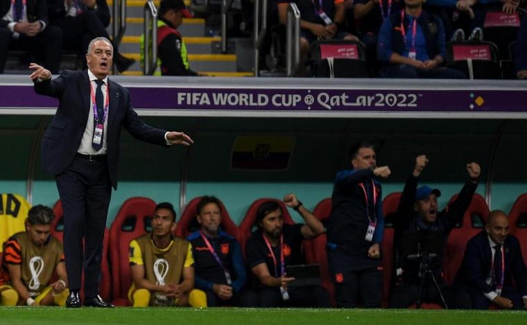 FOTO: Alfaro dirigió a Ecuador en el Mundial.
