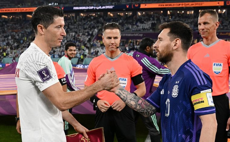FOTO: Messi y Lewandowski, duelo de titanes en el estadio 974.