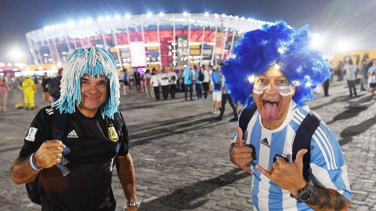 FOTO: Argentina fue local en el Estadio 974: las mejores fotos de los hinchas