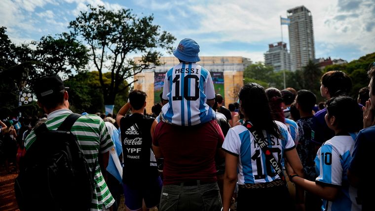 El partido se vivió en todo el país a través de pantallas gigantes