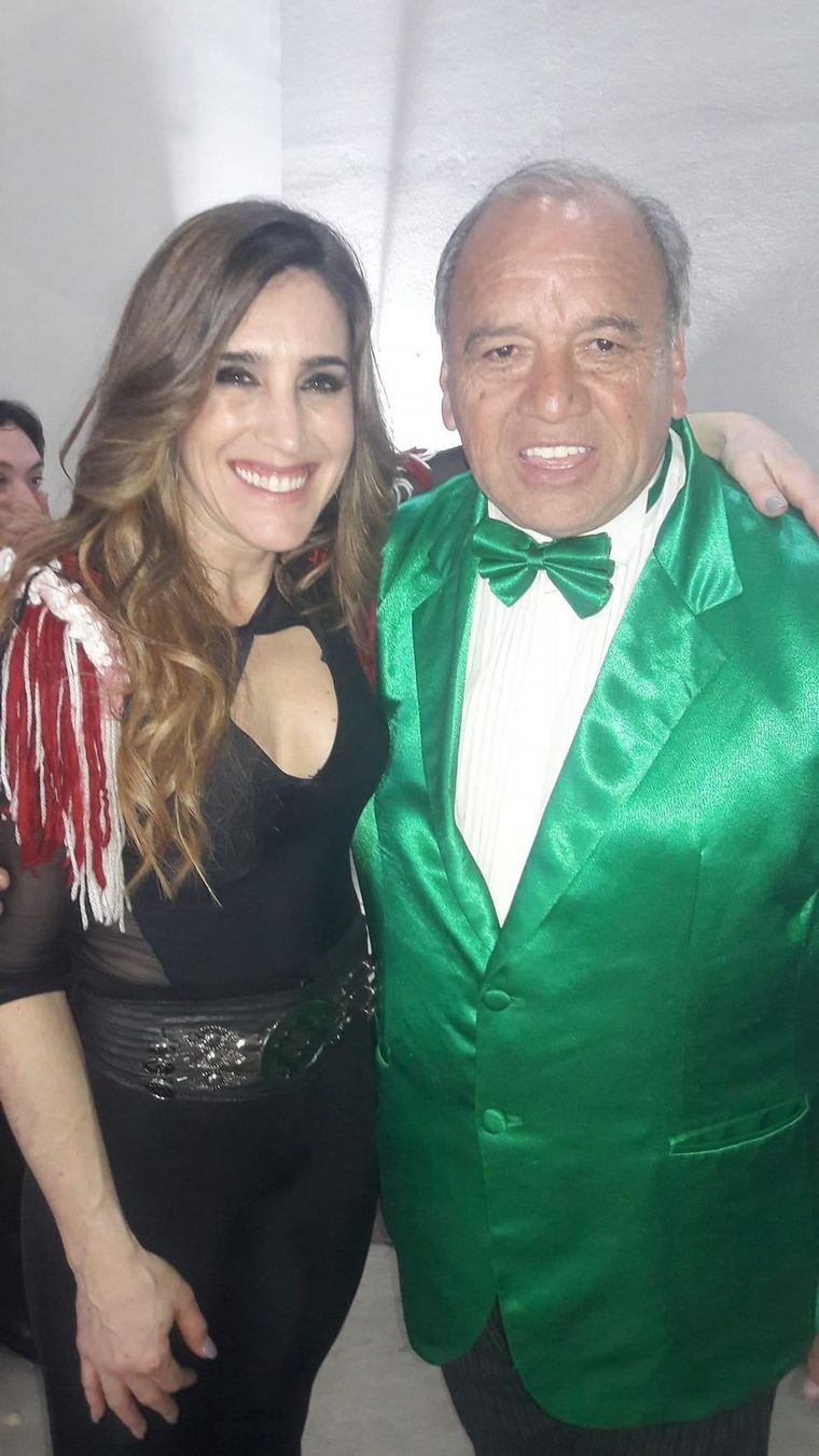 El cubanitero que lleva 43 años trabajando en el Festival de Cosquín