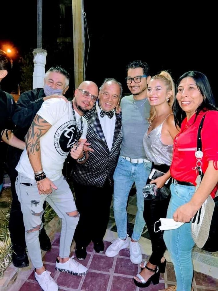 El cubanitero que lleva 43 años trabajando en el Festival de Cosquín