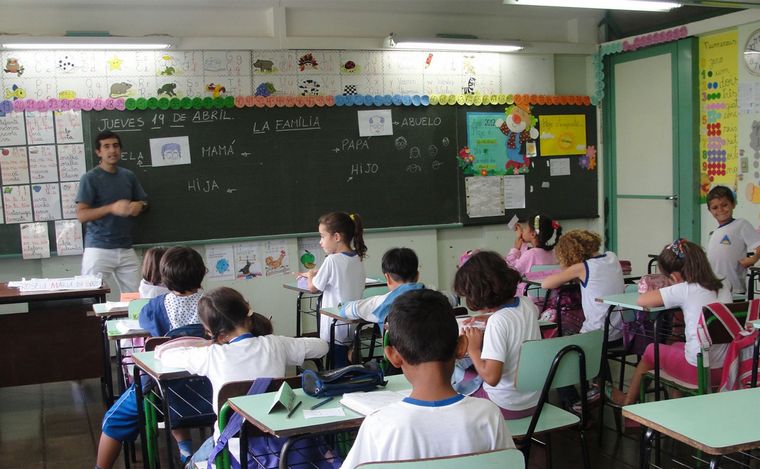 FOTO: El Gobierno y los gremios docentes nacionales acordaron una suba anual del 114%.