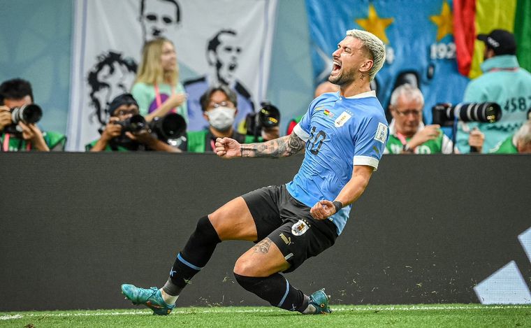 Giorgian De Arrascaeta marcó el primer y segundo gol de Uruguay (Foto: @Uruguay).